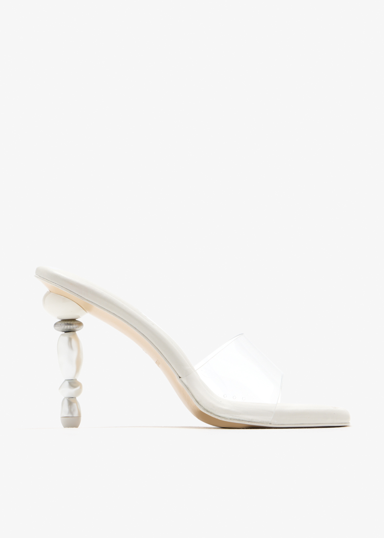 

Mahina sandals, Neutral