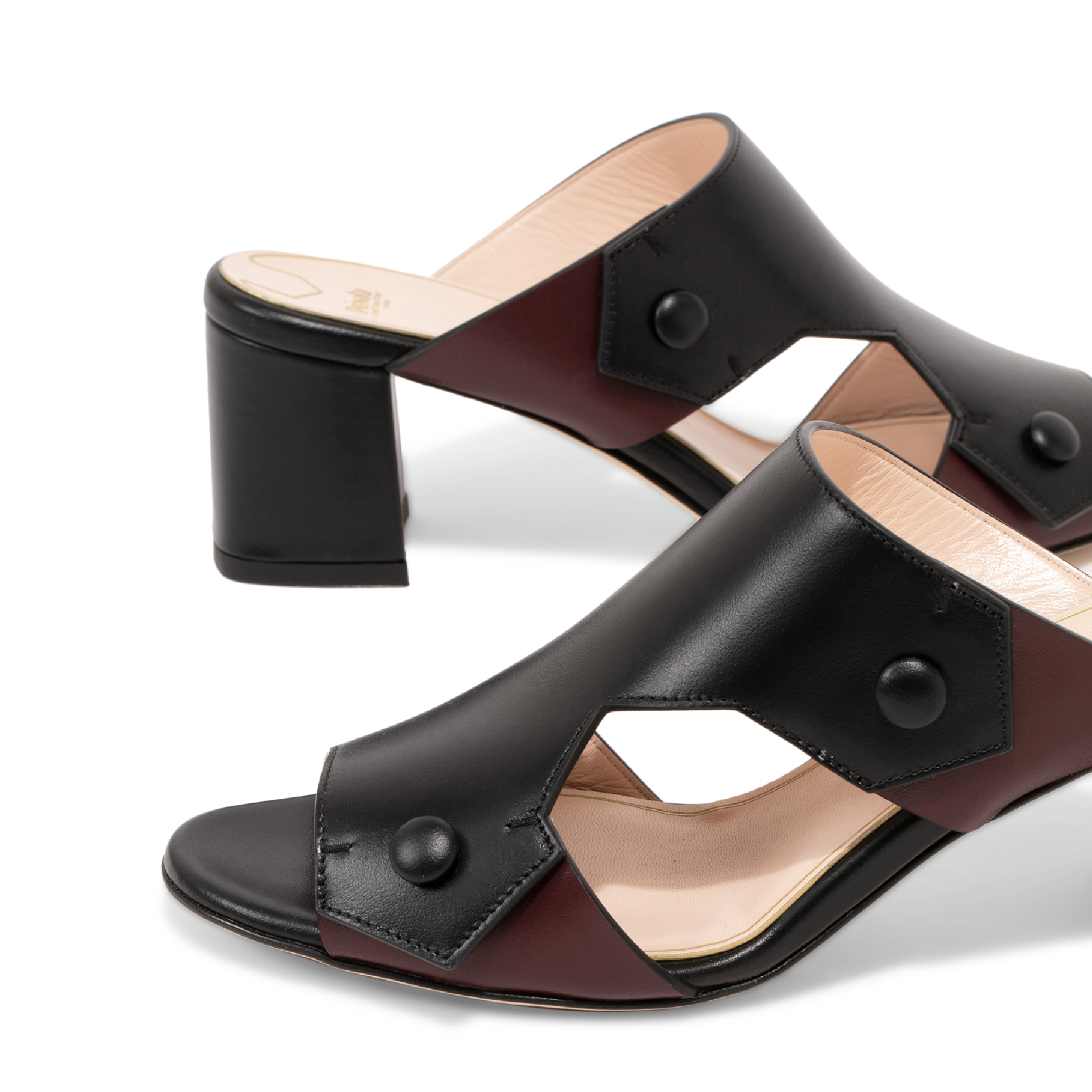 

Button detail leather mules, Black