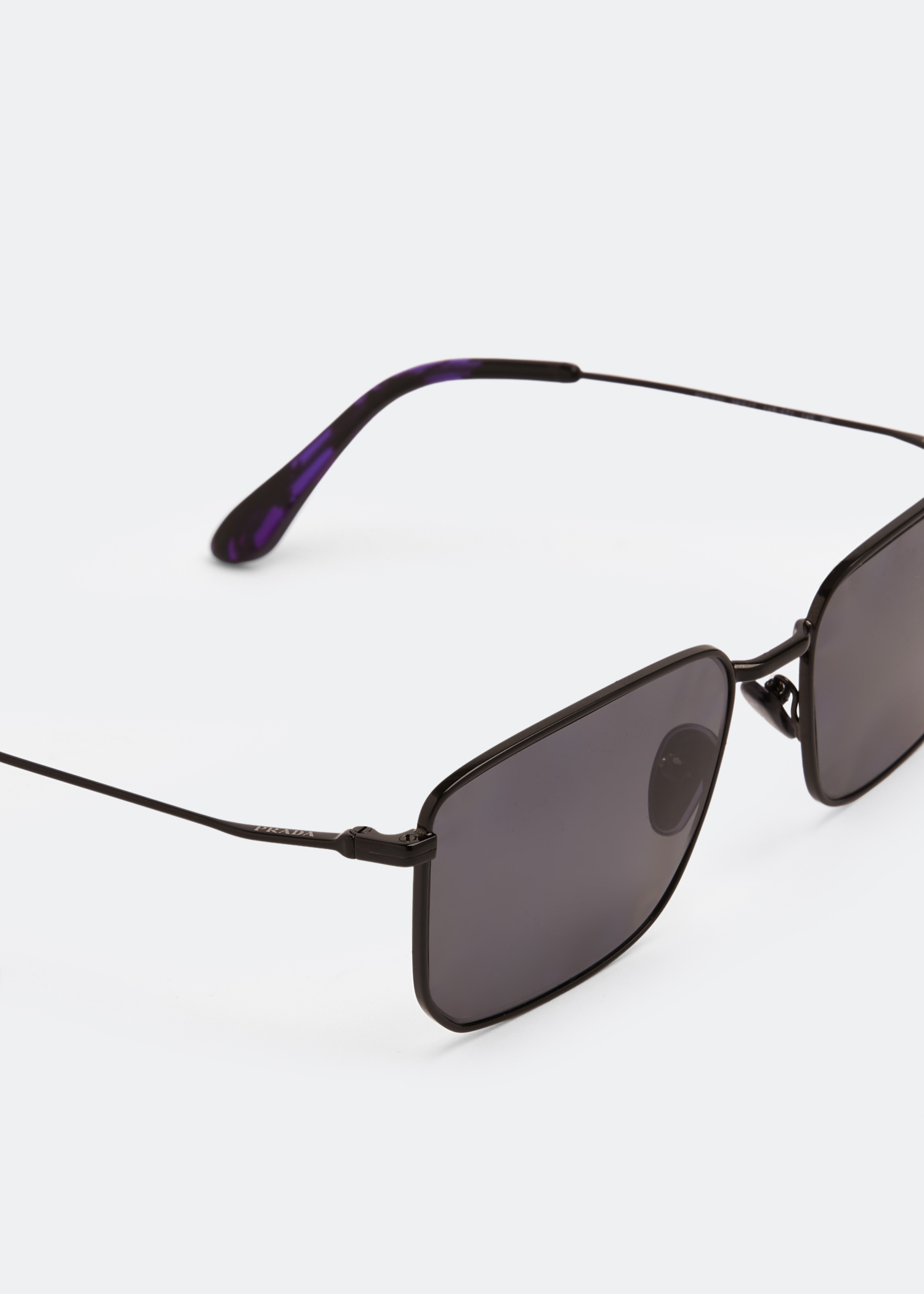 

D-frame sunglasses, Black