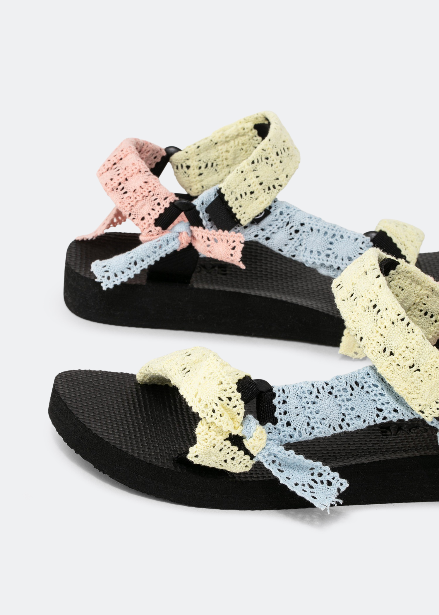 

Trekky sandals, Multi-coloured