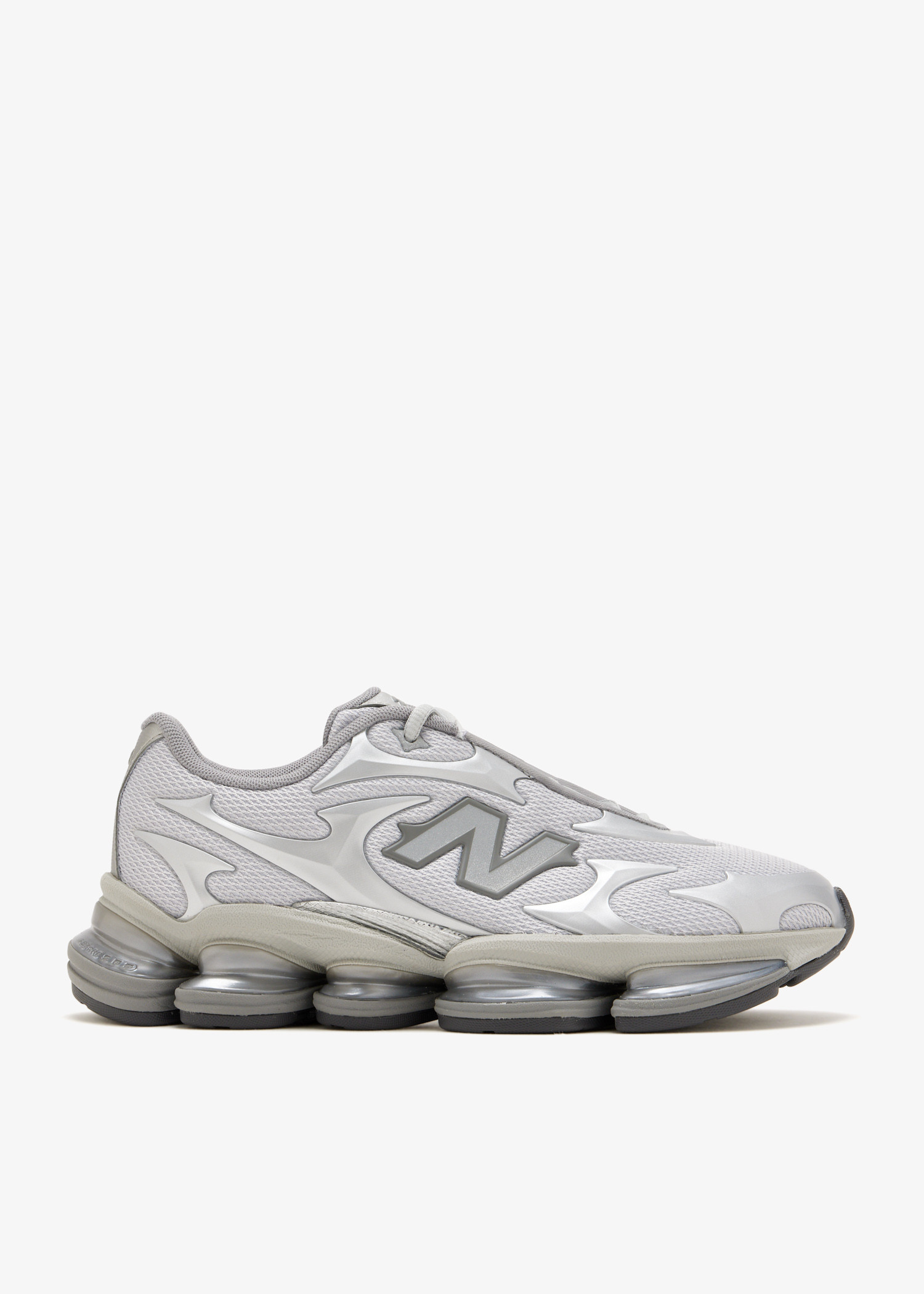 

2000 sneakers, Grey