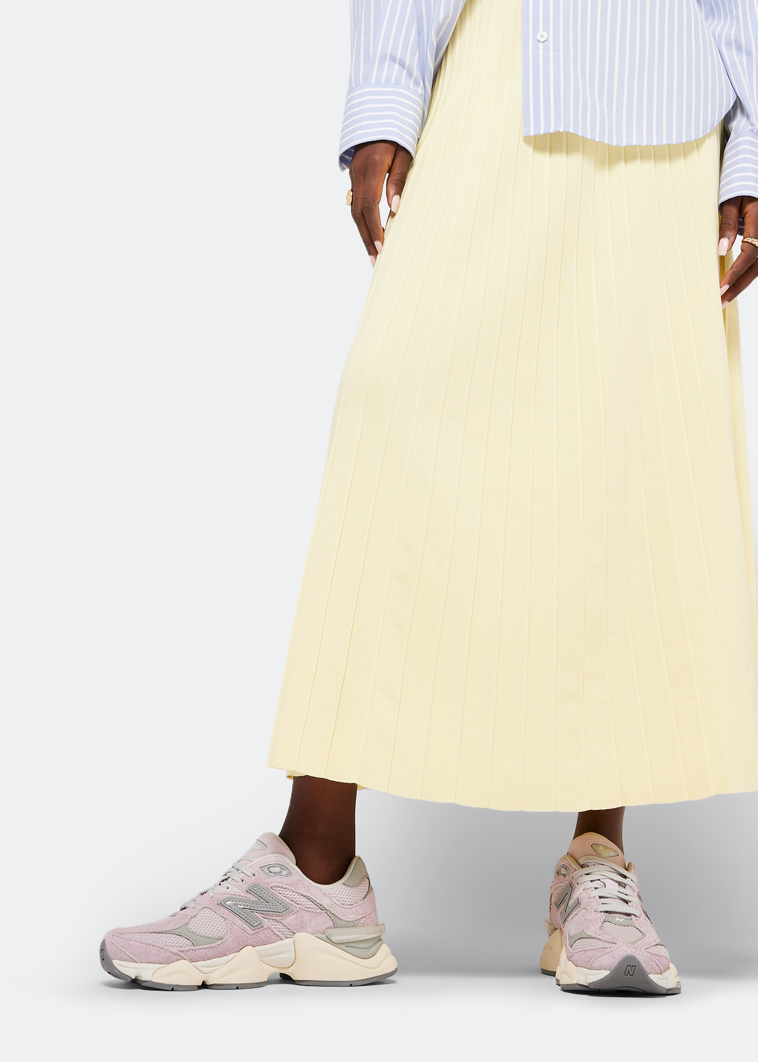 

9060 sneakers, Pink