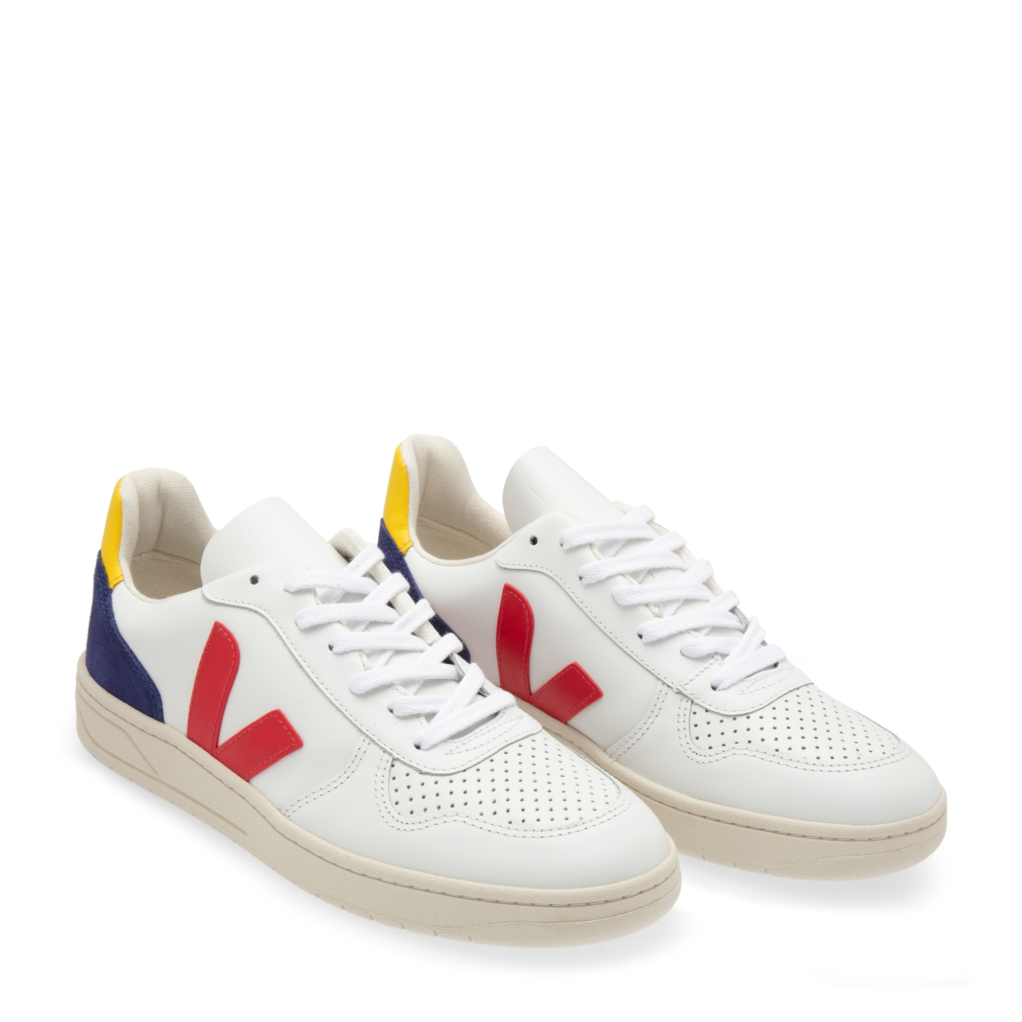 

V-10 low top sneakers, White