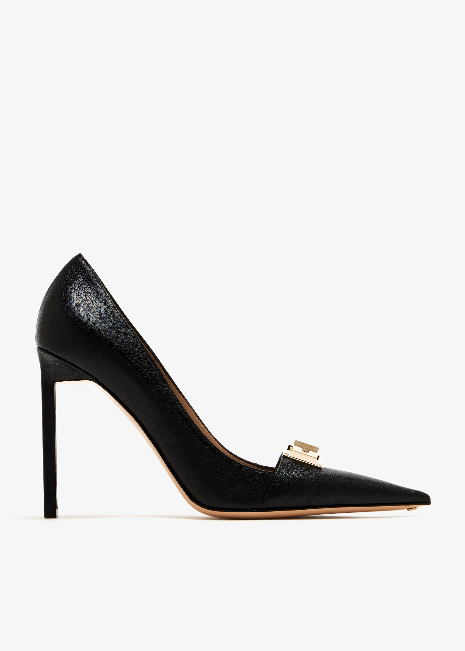 

T-Latch pumps, Black