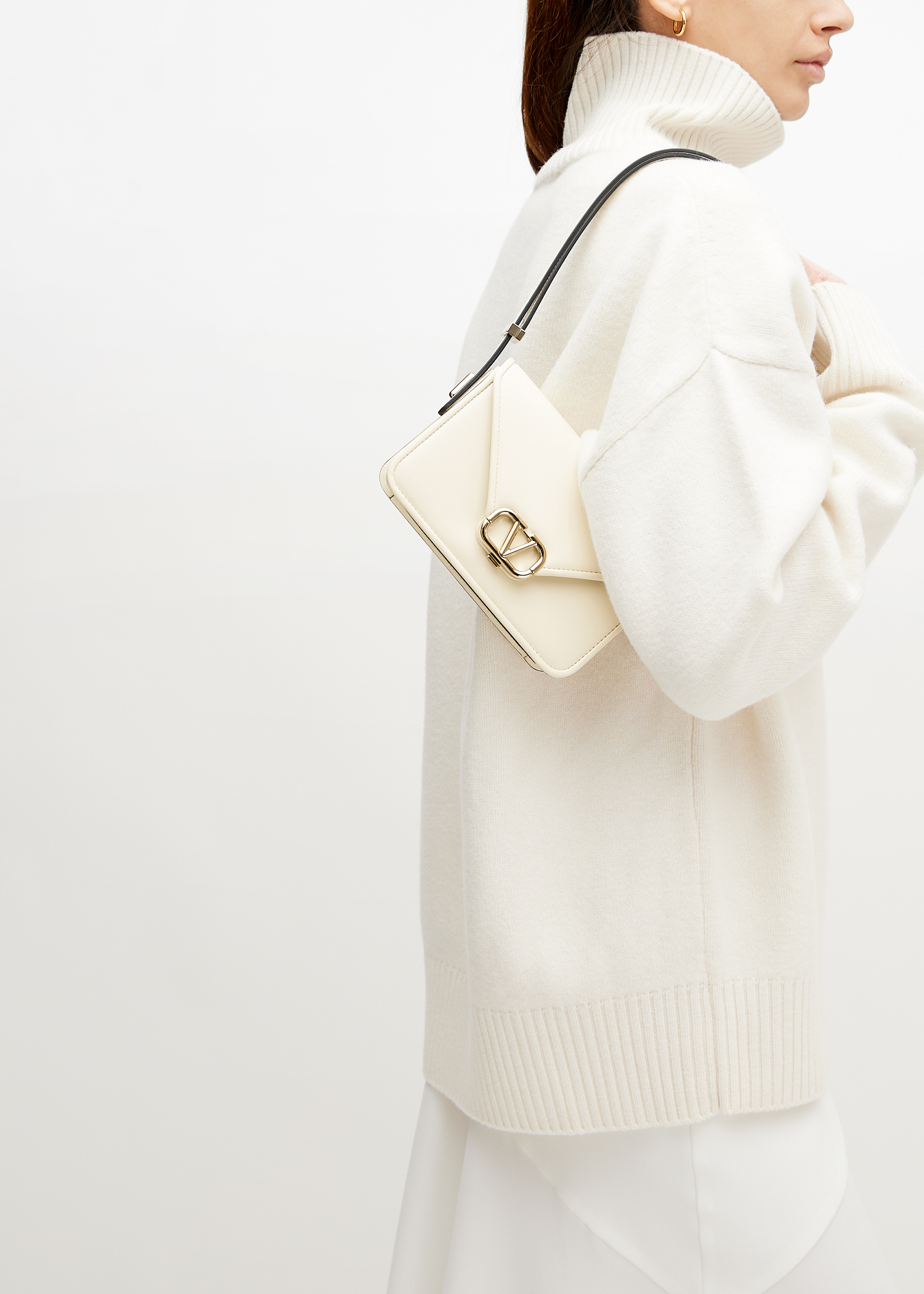 

Letter small shoulder bag, White
