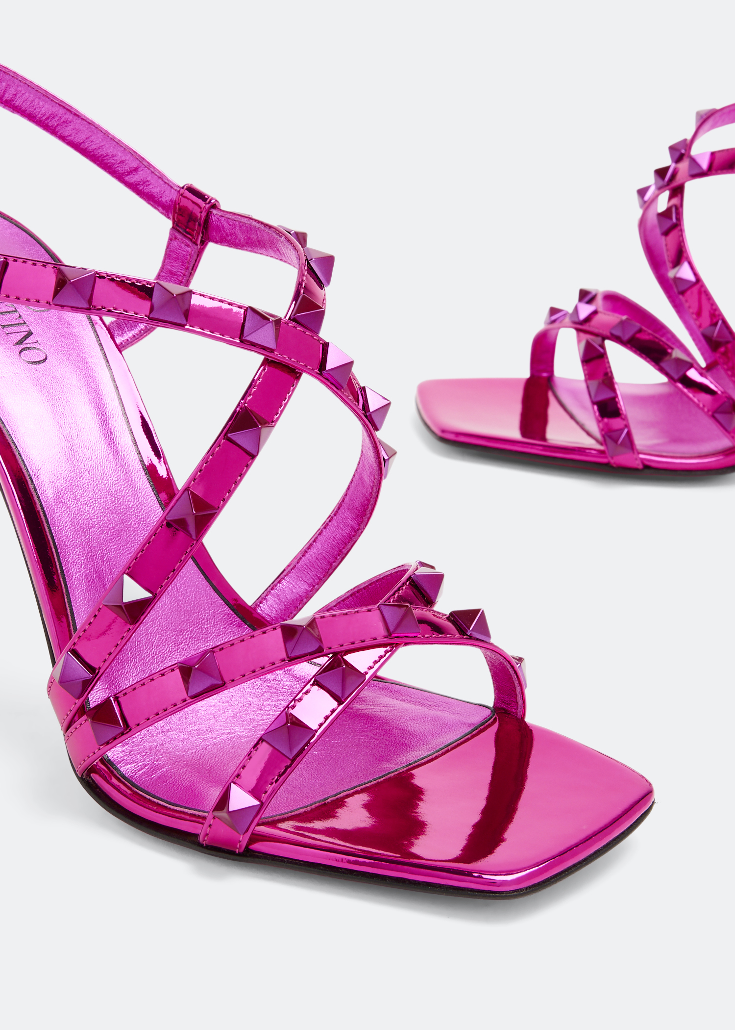 

Rockstud sandals, Pink