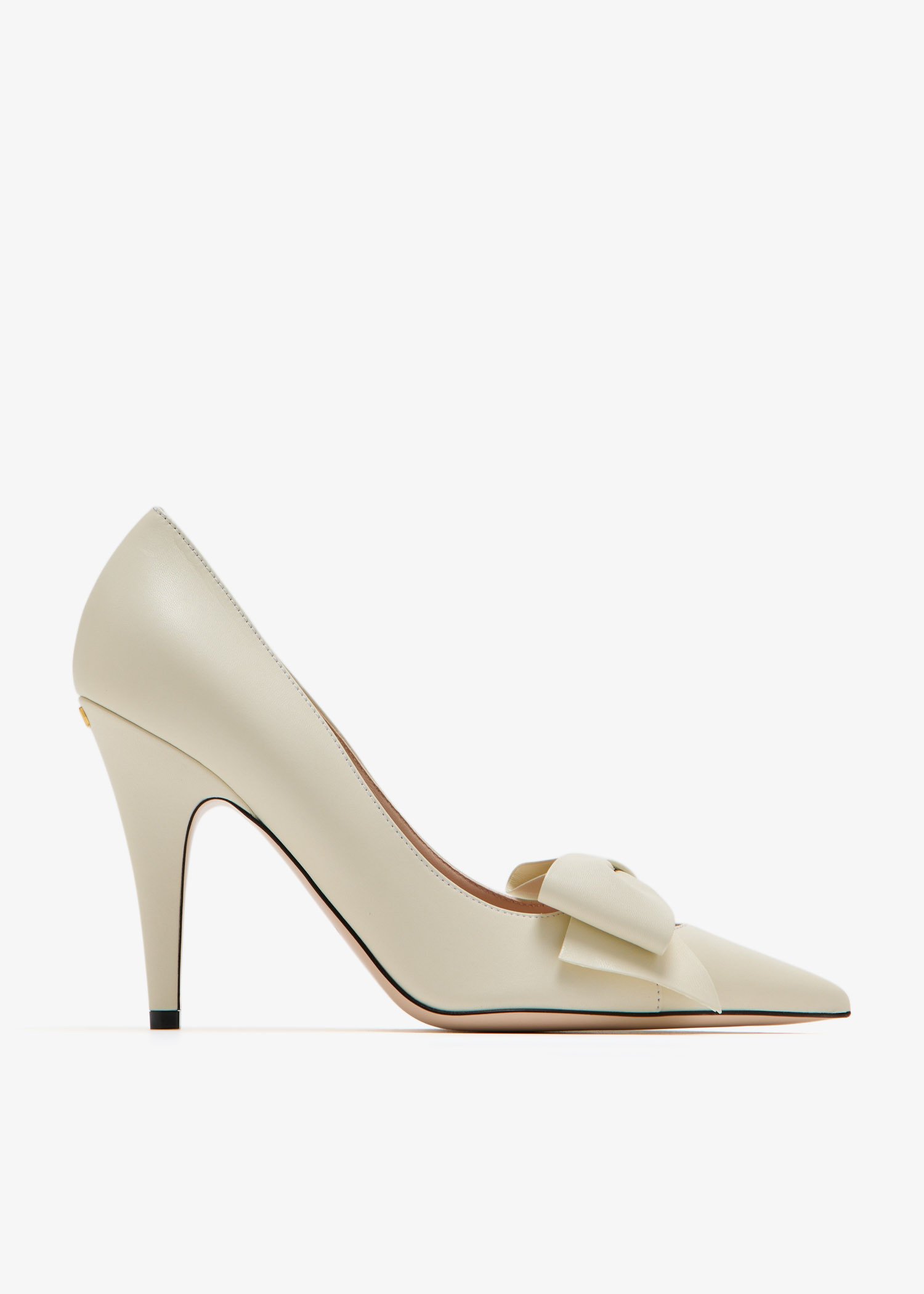 

Bowow pumps, White