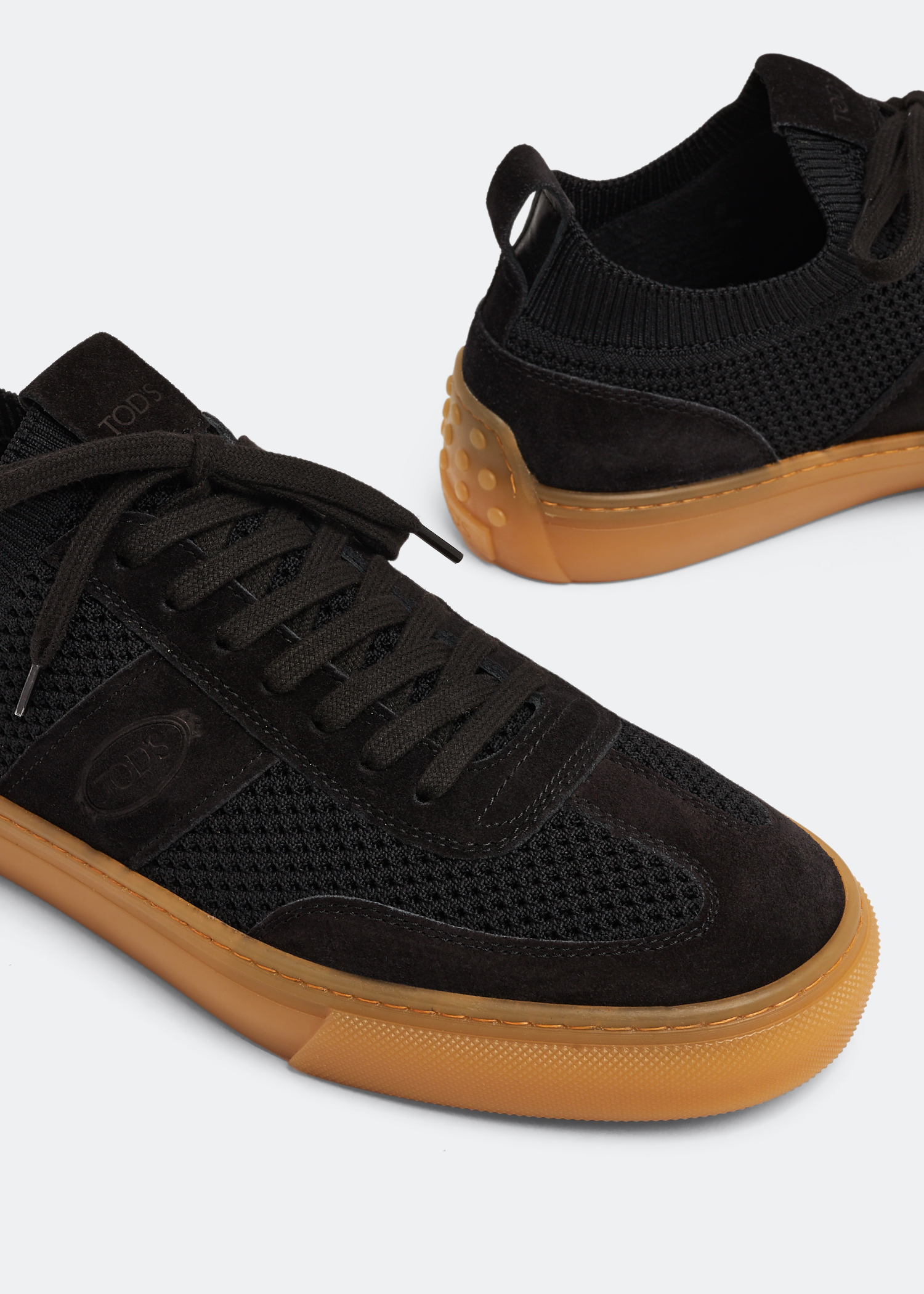 

Low-top sneakers, Black