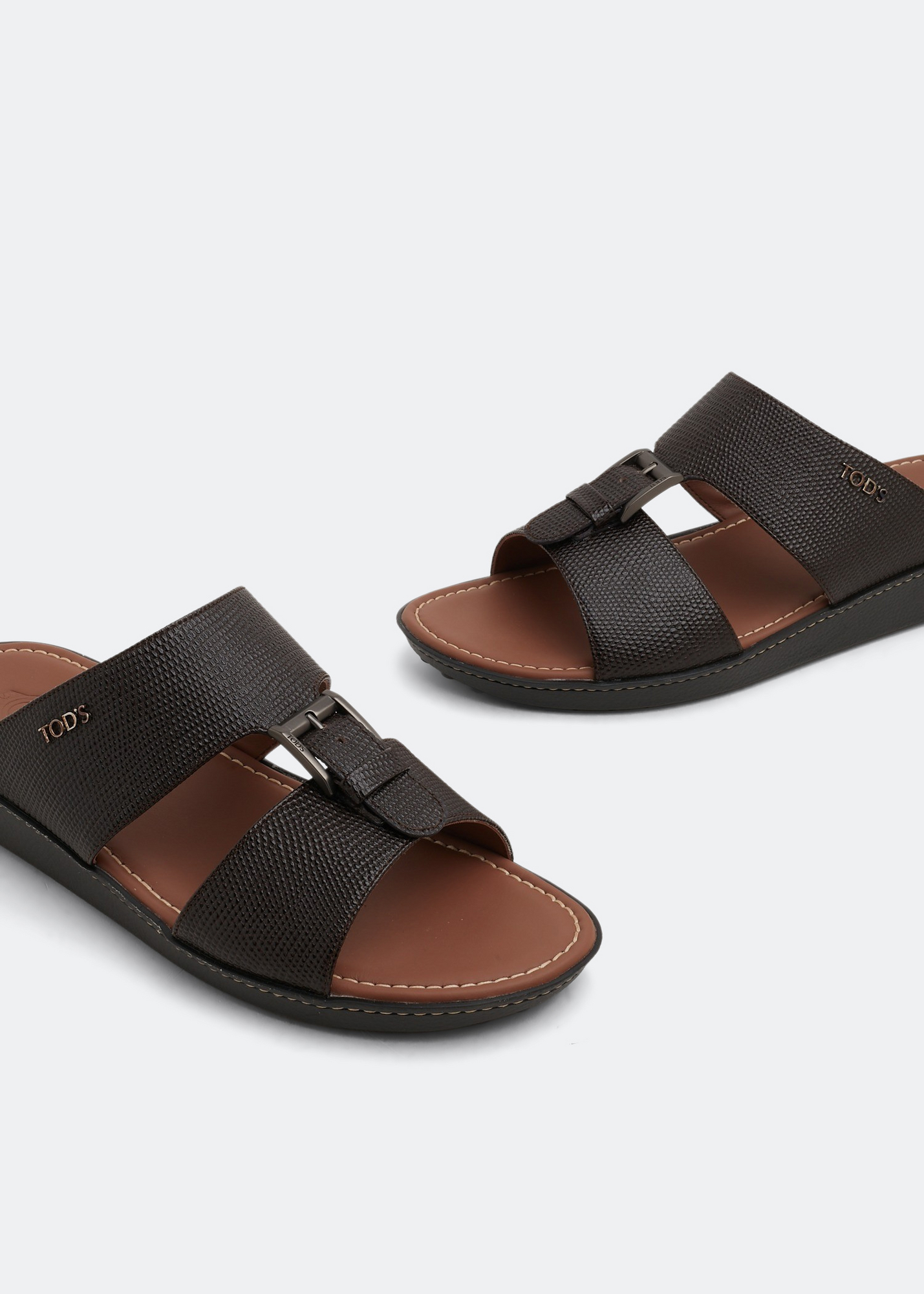 

Buckle leather sandals, Brown