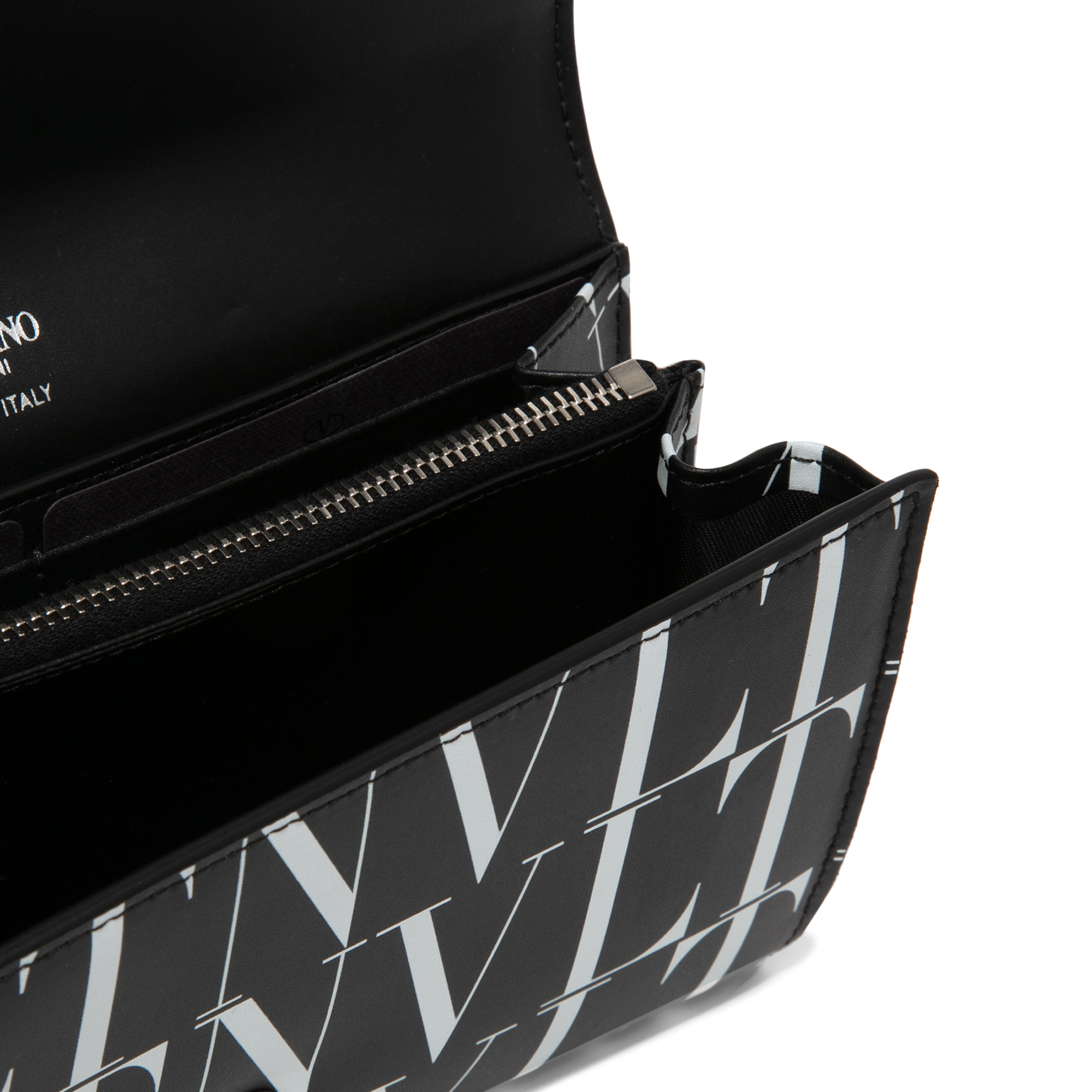 

VLTN TIMES travel wallet, Black