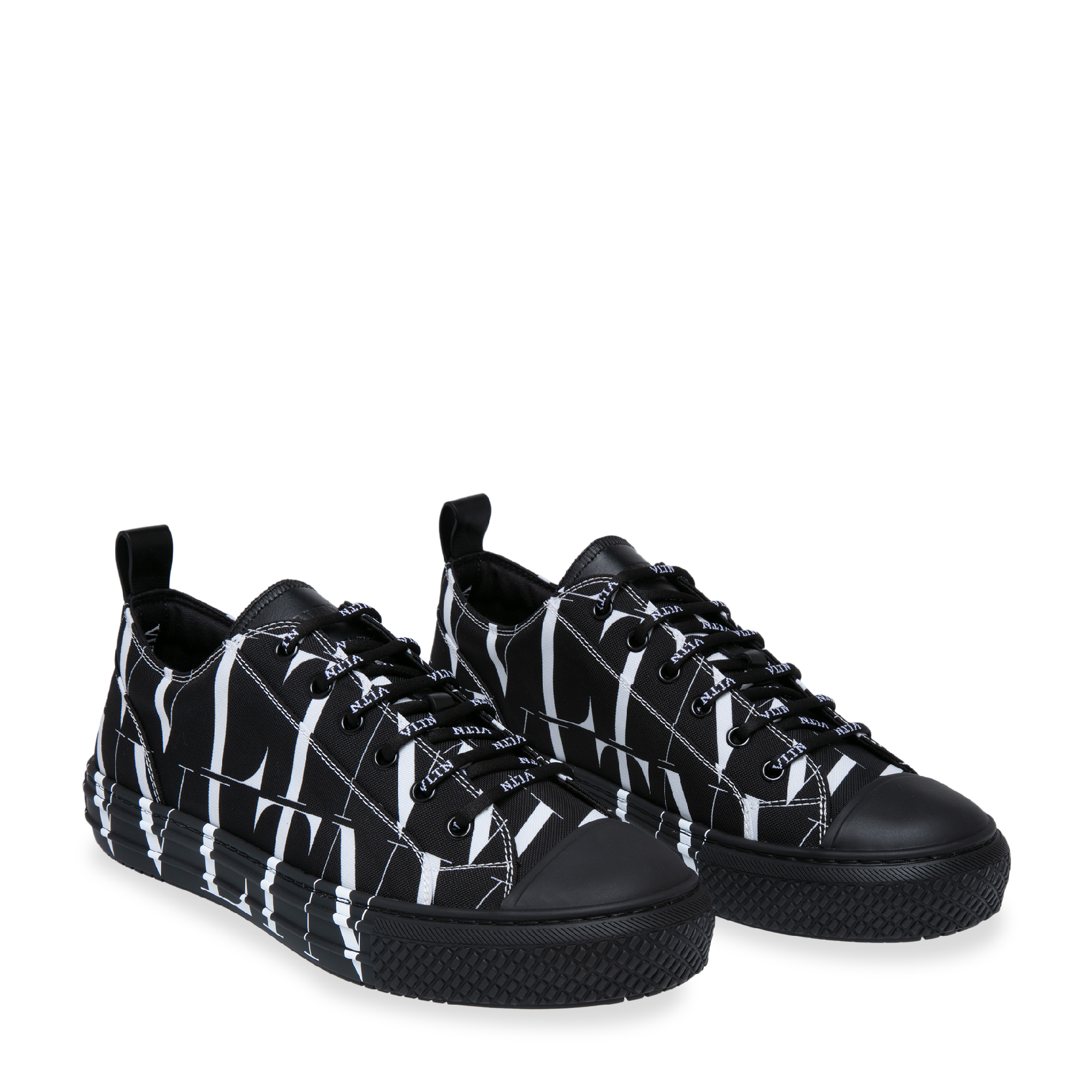 

GIGGIES, Black